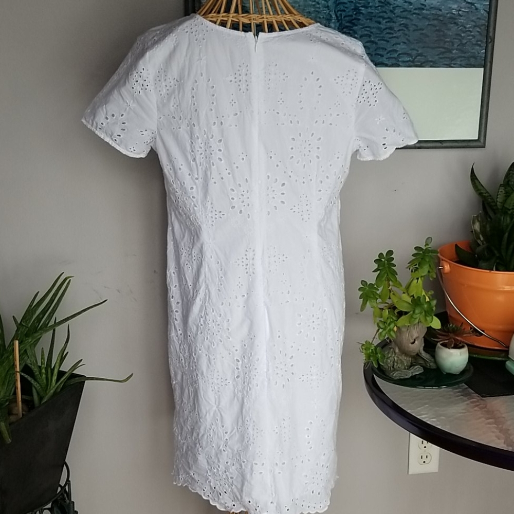 Talbots Petites 12 Petite White Eyelet Lace V-neck Short Sleeve Shift Dress - Picture 3 of 14